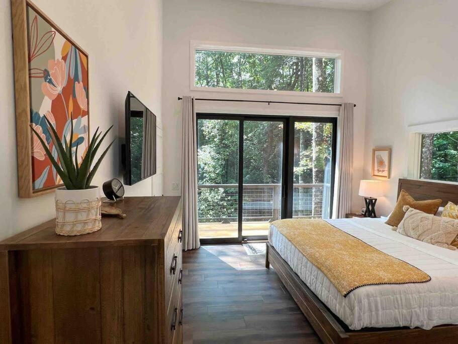 Modern Mountain Getaway With Hot Tub, Fire Pit Vila Sautee Nacoochee Exterior foto