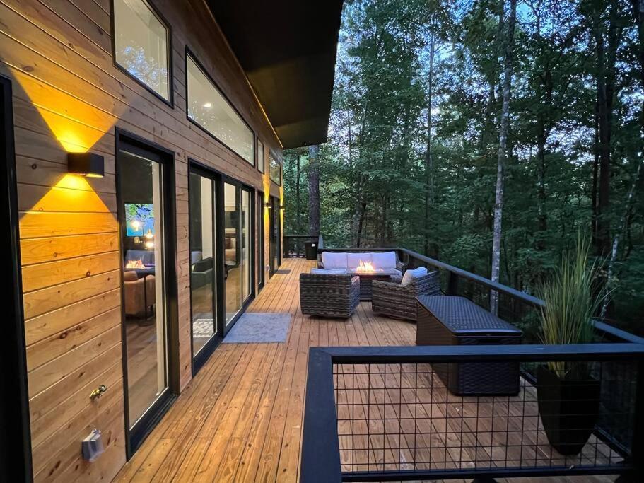 Modern Mountain Getaway With Hot Tub, Fire Pit Vila Sautee Nacoochee Exterior foto