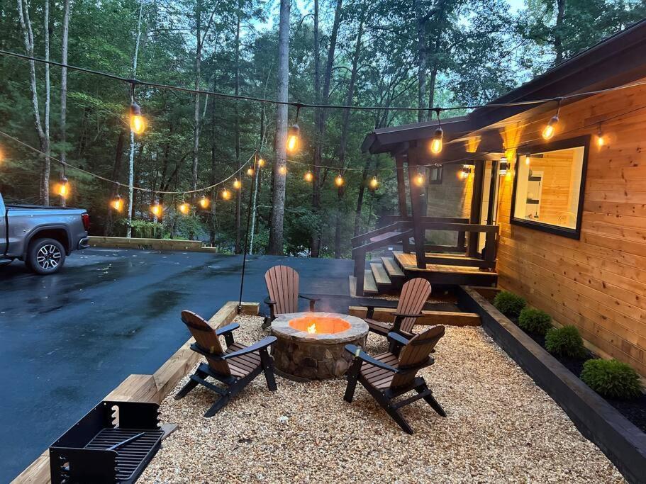 Modern Mountain Getaway With Hot Tub, Fire Pit Vila Sautee Nacoochee Exterior foto